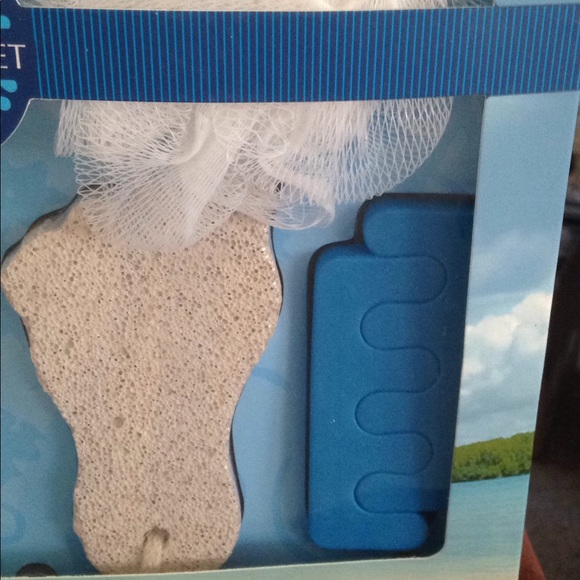 ISLAND SPA Bath Gift Set 5 Piece - Picture 5 of 5